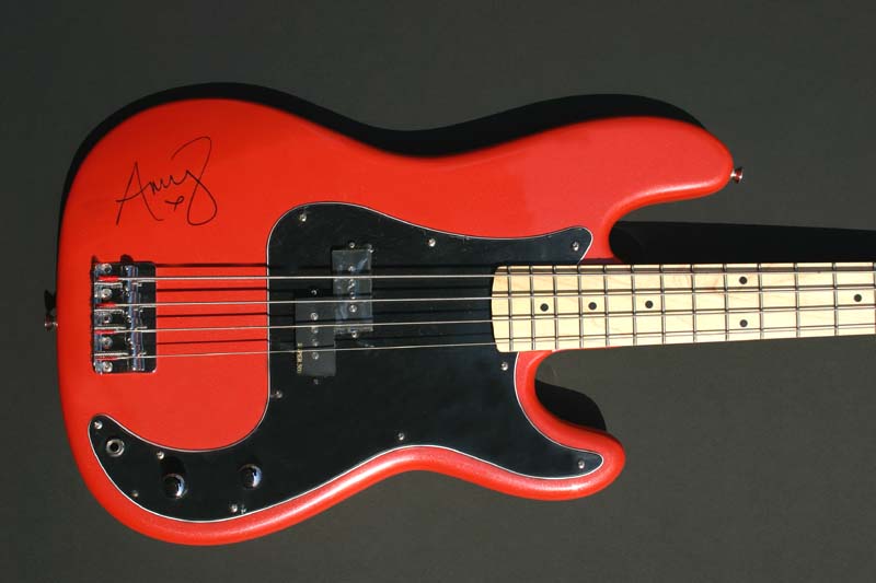 Amy Winehouse signed bass guitar - code 10088