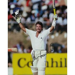 Alan Lamb signed photo (Cricket) - Item 14554